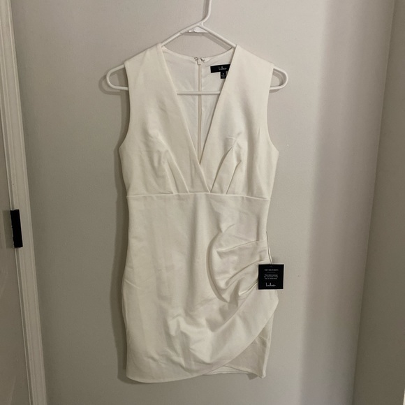 White Lulu’s dress size large - Picture 3 of 3